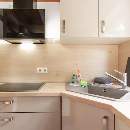 Raum Mainz Maisonette Mit 3 Schlafzimmern Apartmán *